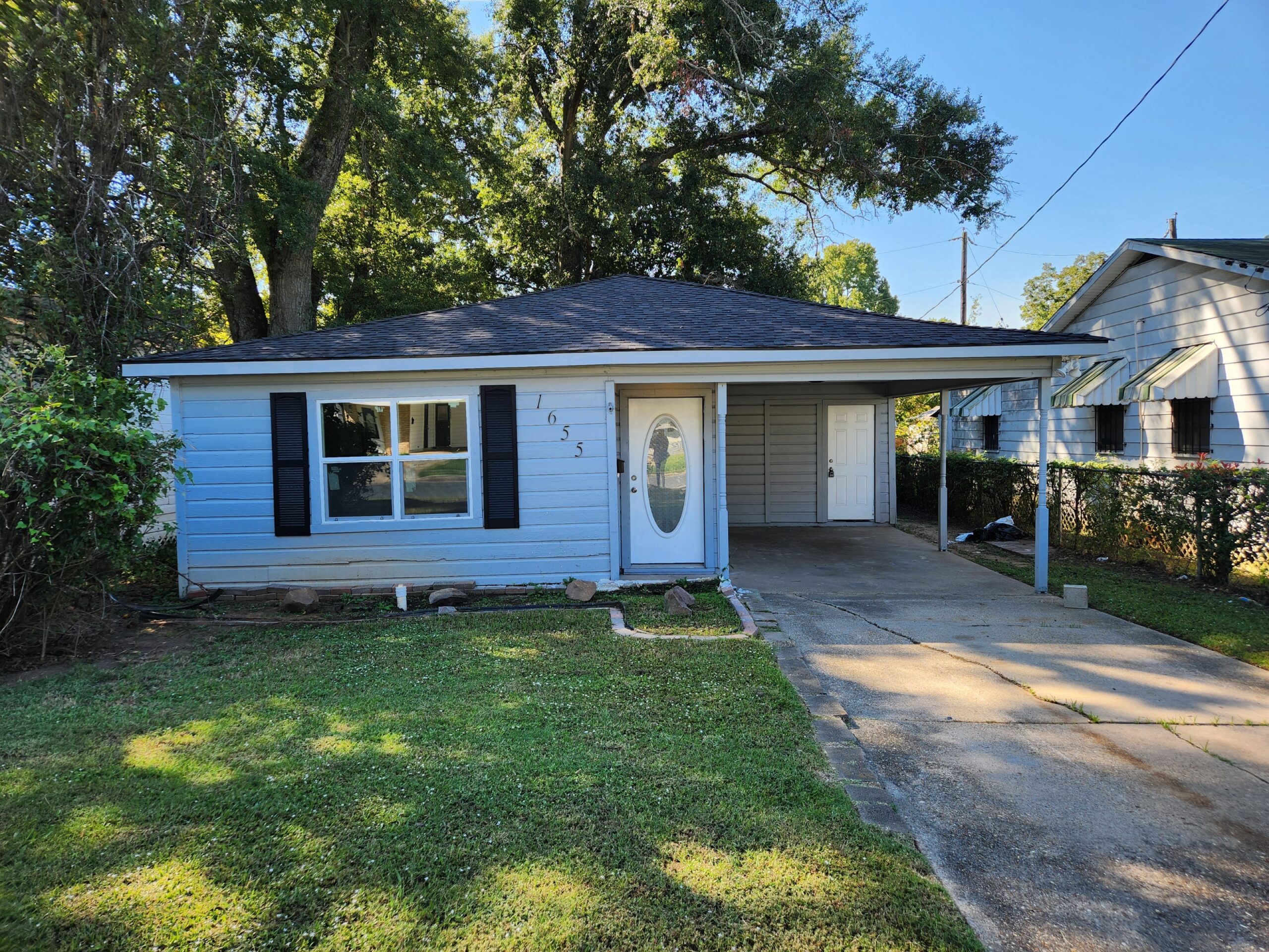 1655 Cox, Shreveport, LA  71108